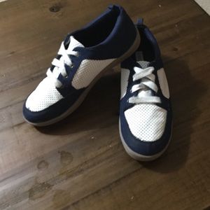 Blue & Black Lace Up Sneakers